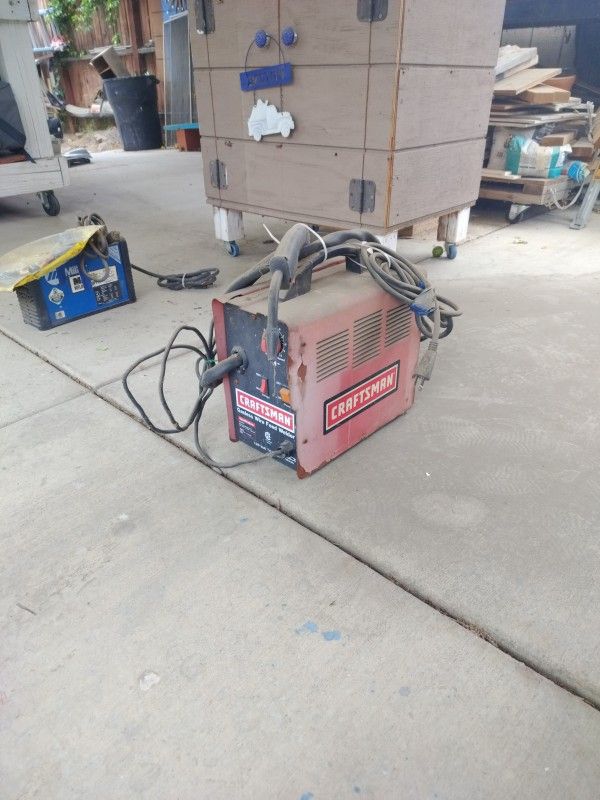 Craftsman Gasless Wire Feed Welder