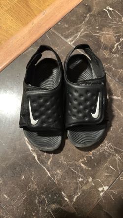 Nike Boys Sandal 9c