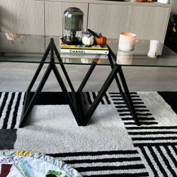 glass coffee table 