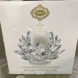 9” Godinger  Lotus Crystal Pillar Holder and Candle