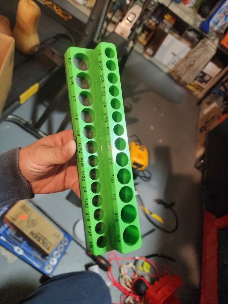 Socket Magnet Tray