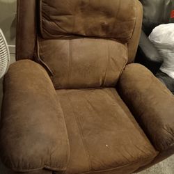 Recliner 10