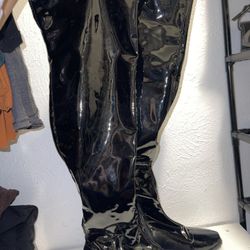 NEW Over The Knee Boots size 6 