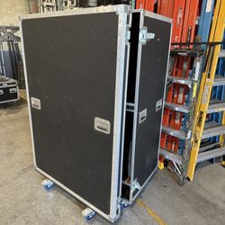 Big Tall Roadcase!