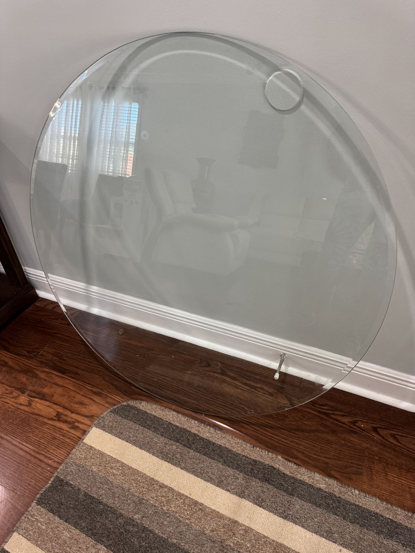 Round glass table 42”