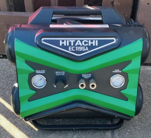 Hitachi EC119SA Twin Stack Compressor