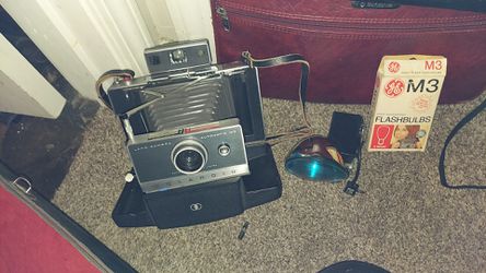 1960 Polaroid land camera