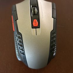Wireless Mouse (batteries not included)
