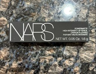 NEW NARS POWERMATTE HIGH INTENSITY LIP PENCIL IN CRUELLA $7!!