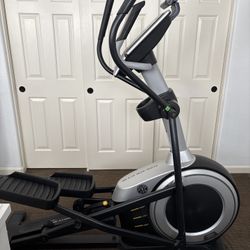Gold’s Gym Elliptical 