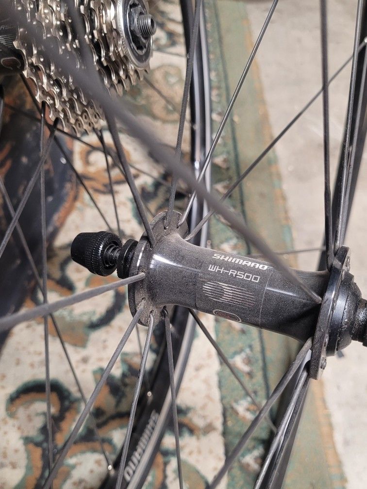 Shimano 700c Wheelset