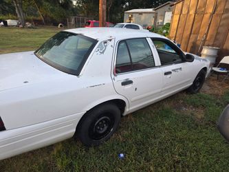2003 Crown Victoria Police Interceptor