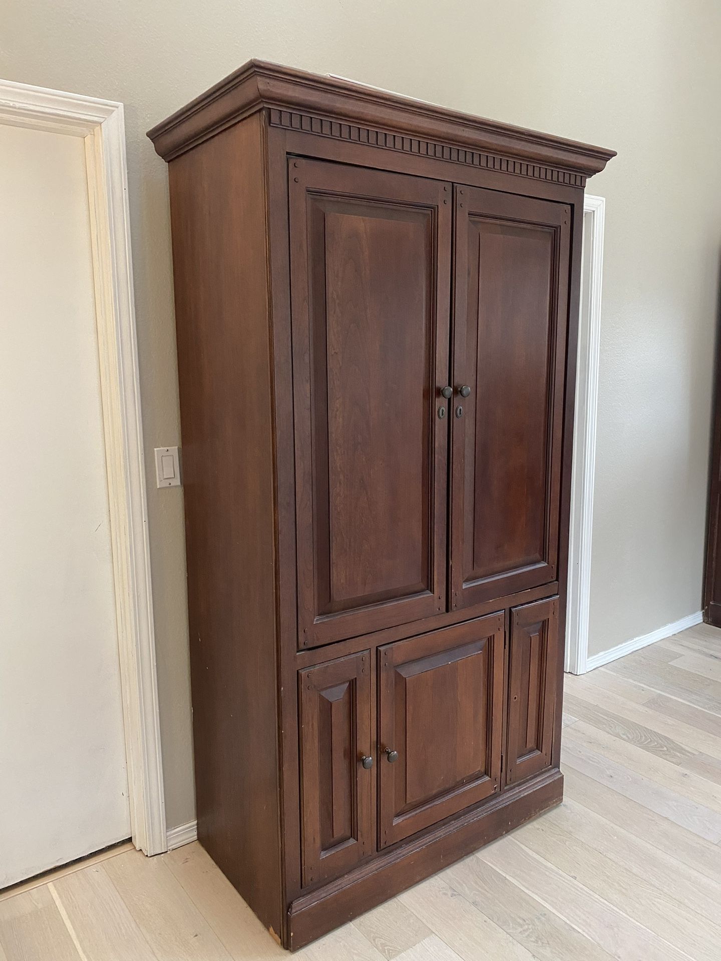 TV Armoire Cabinet W 2 Side Bookshelves