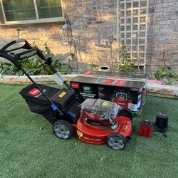 Red Toro Recycler 21466 22 In 60v Battery Self-Propelled Lawn Mower Kit