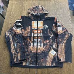 Supreme The North Face Taped Seam Shell Jacket Time Square for