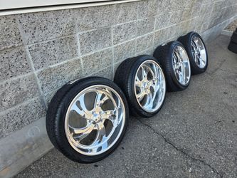 22" US MAG billets w/ Lionhart tires