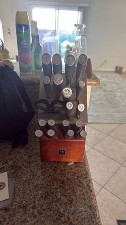 Zwilling J.A. Henckels Knife Block Set