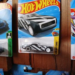 Hi- Roller II Super Treasure Hunt! Awesome Casting 