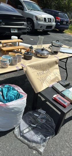 Yard Sale - 701 SW 9th Street Apt 1 Pompano Beach 33060