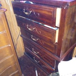 Solid wood 5 Drawer dresser