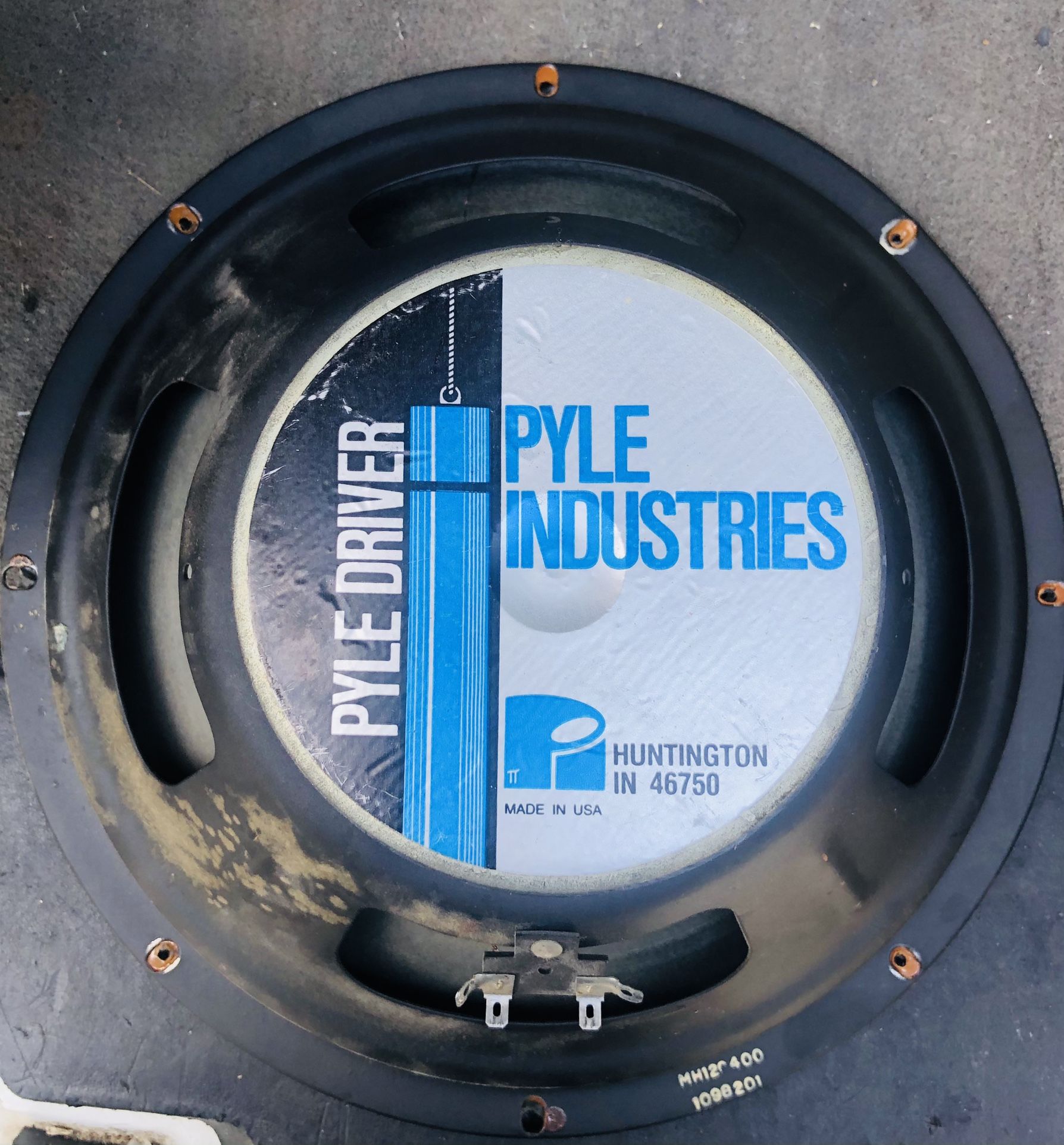 Vintage 1982 Pyle Driver made in the USA 12” Speaker. Large magnet with silver dust cover. Use for guitar, PA, monitors, etc.