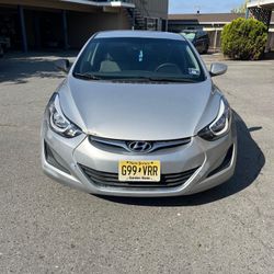 Hundai Elantra