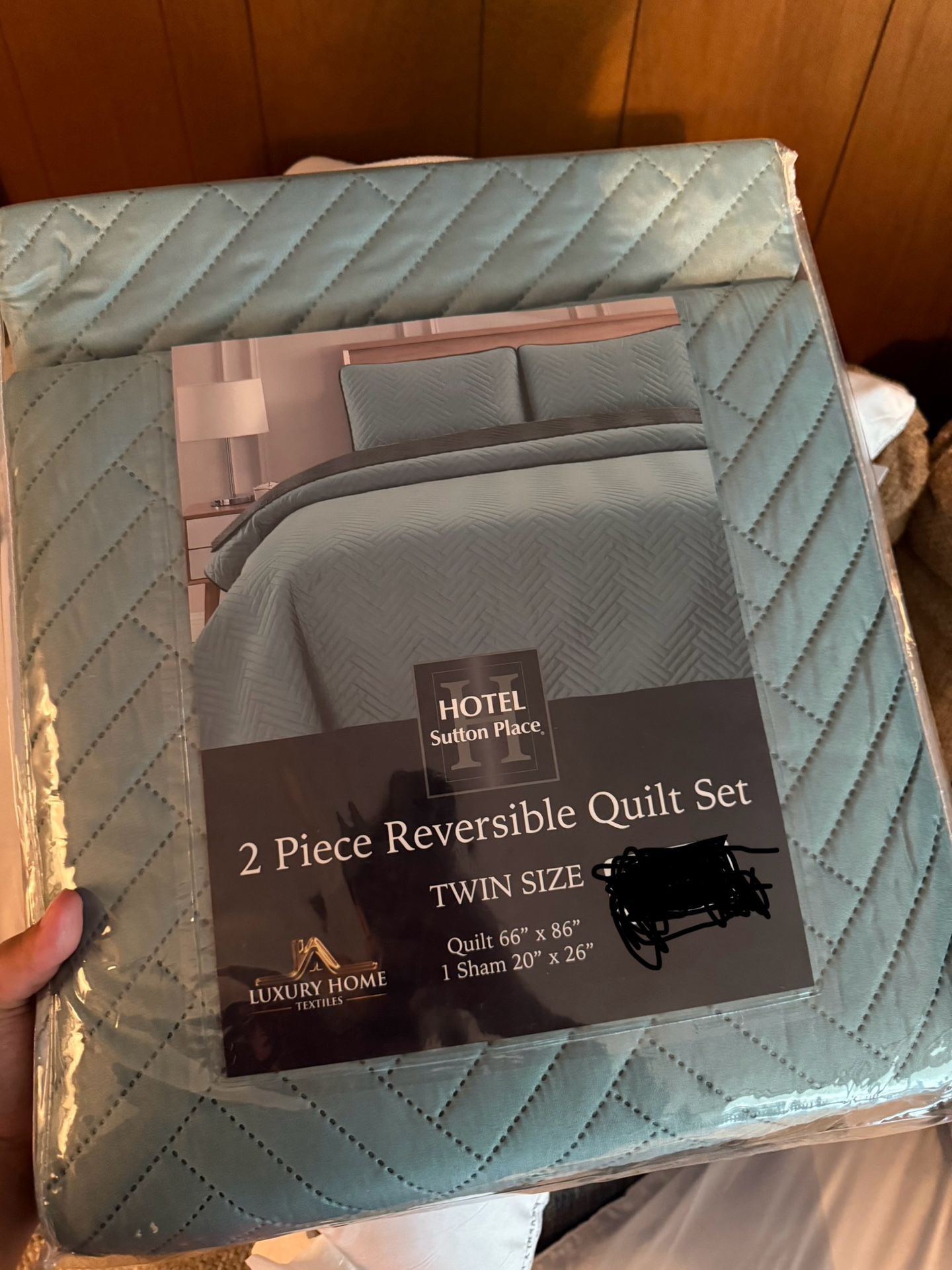 2 Piece Reversible Quilt Set TWIN SIZE