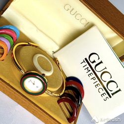 Authentic GUCCI Timepieces Bezel Color Change Women Watch Vintage 1980’s NIB New in Box Needs Battery RARE Original Runway Name Brand 1988