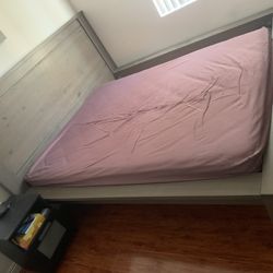 King Size Frame With Queen Size Mattress 