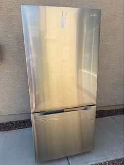 New Vissani 30 in. 18.7 cu. ft. Bottom Freezer Refrigerator in Fingerprint Resistant Stainless Steel, Garage Ready