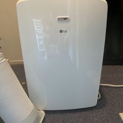 LG  1017WSR.  Portable Air Conditioner 