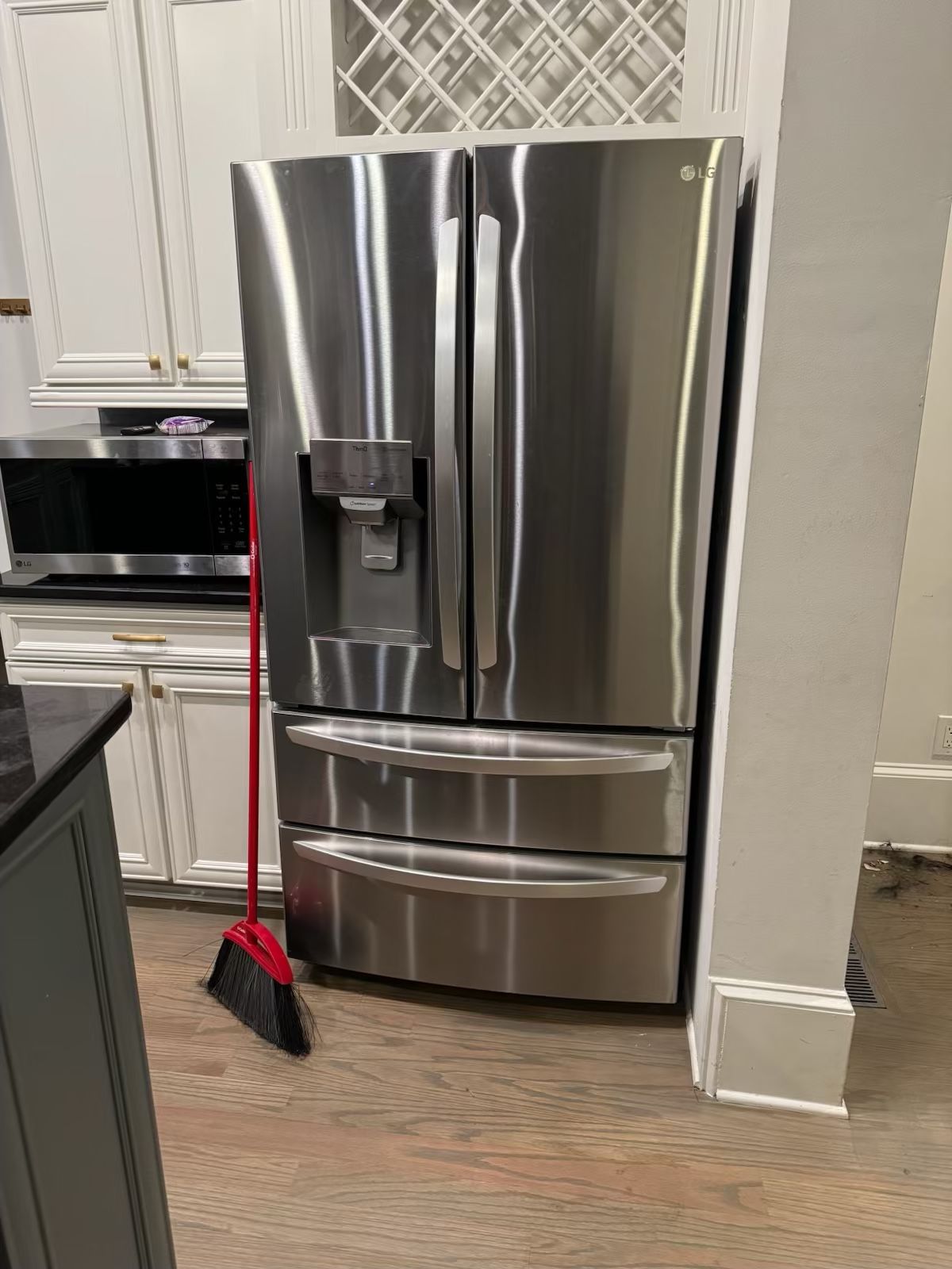 Lg 4 Door 29cu