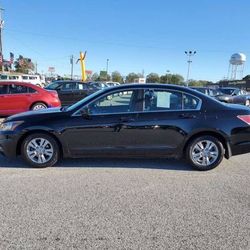 2011 HONDA ACCORD EX-L 3.5L V6 *LIKE NEW* ONLY 49,000 MILES FL FINANCE  ONLY 49,000 MILES  ONE OWNER  CLEAN FLORIDA TITLE  CLEAN CARFAX  POWER SUNROOF