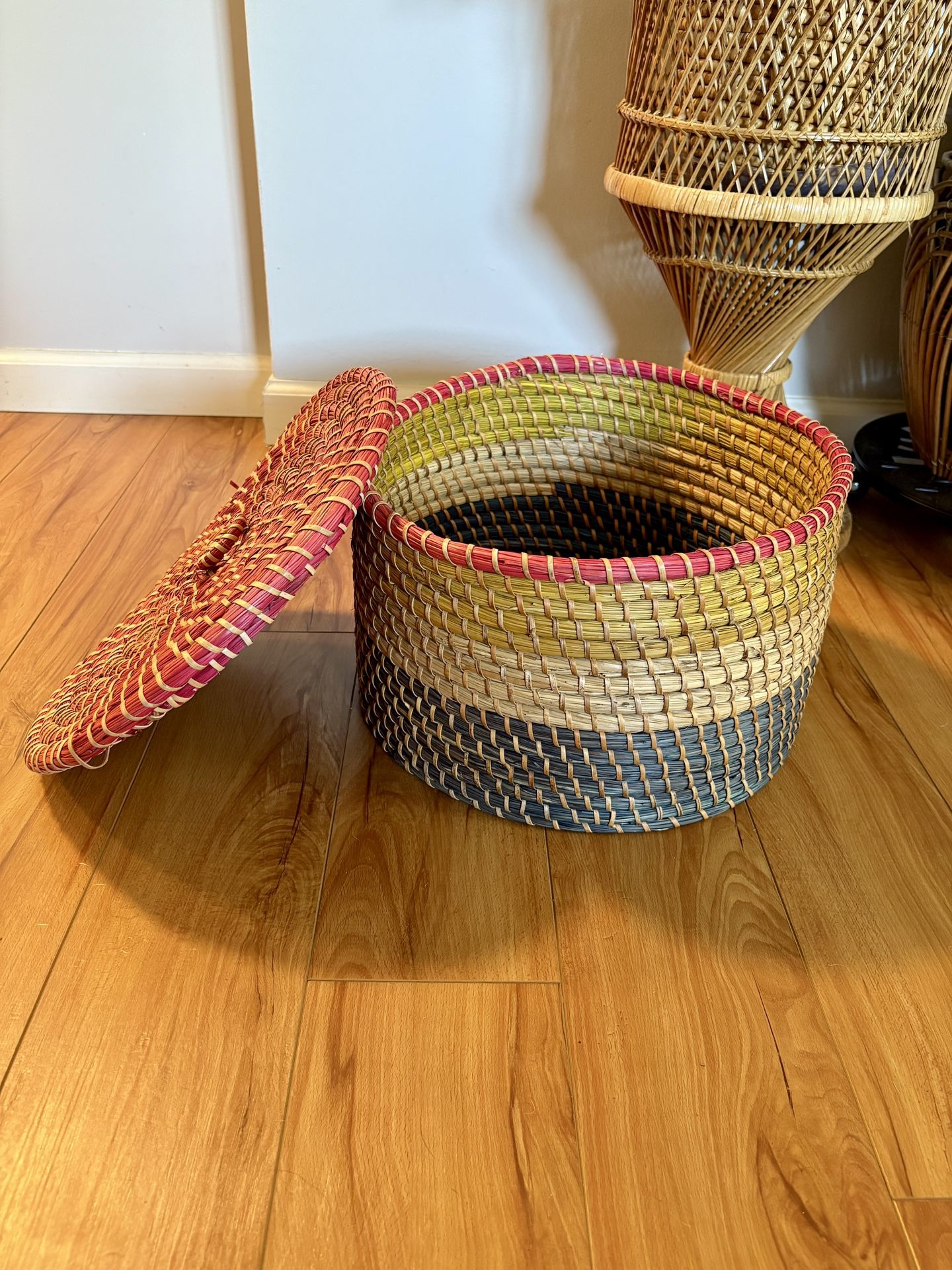 Med. Size Straw Coiled Multi-Color Basket