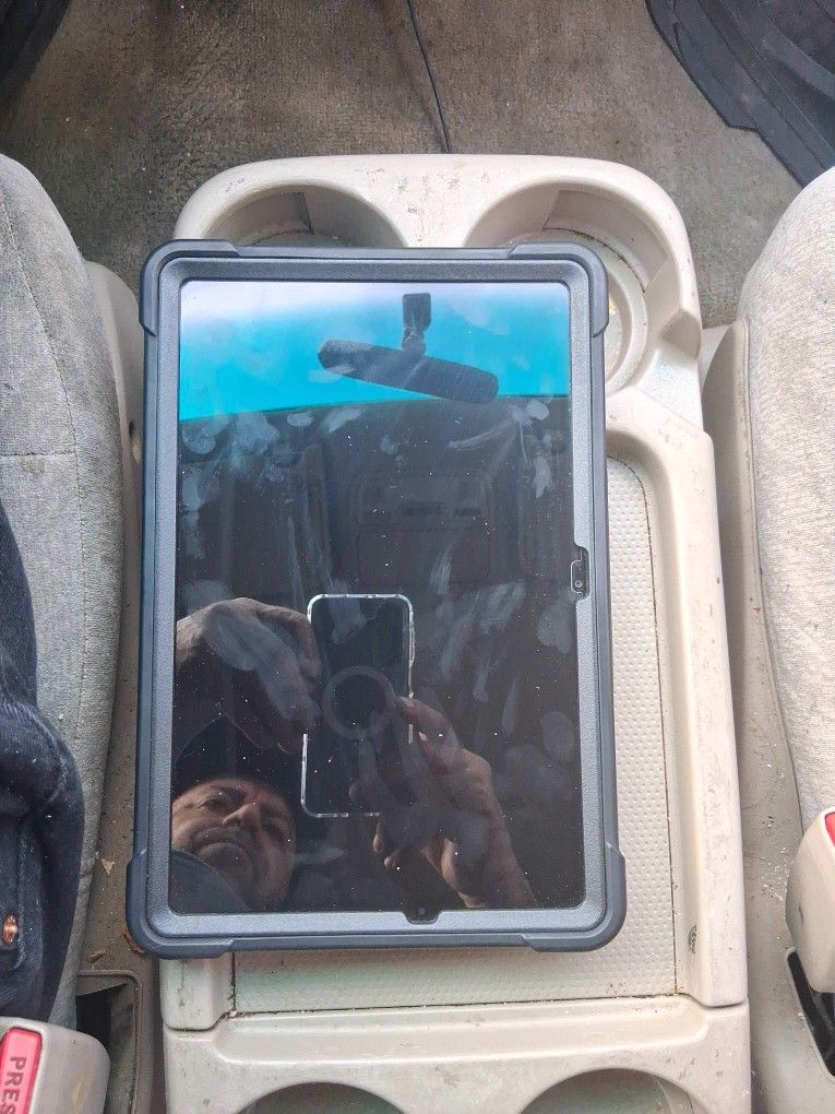 Tablet Sunsun.    $80 HO MEJOR  Oferta