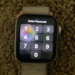 Apple Watch SE