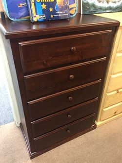Dresser