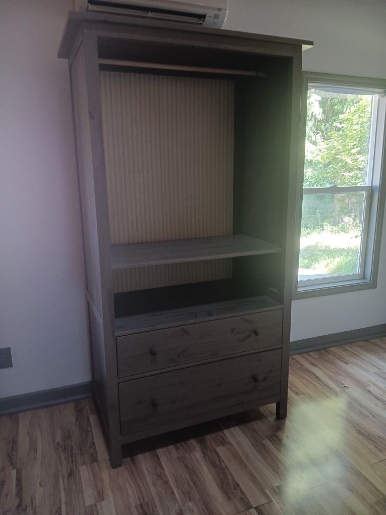 Ikea Hemnes Armoire