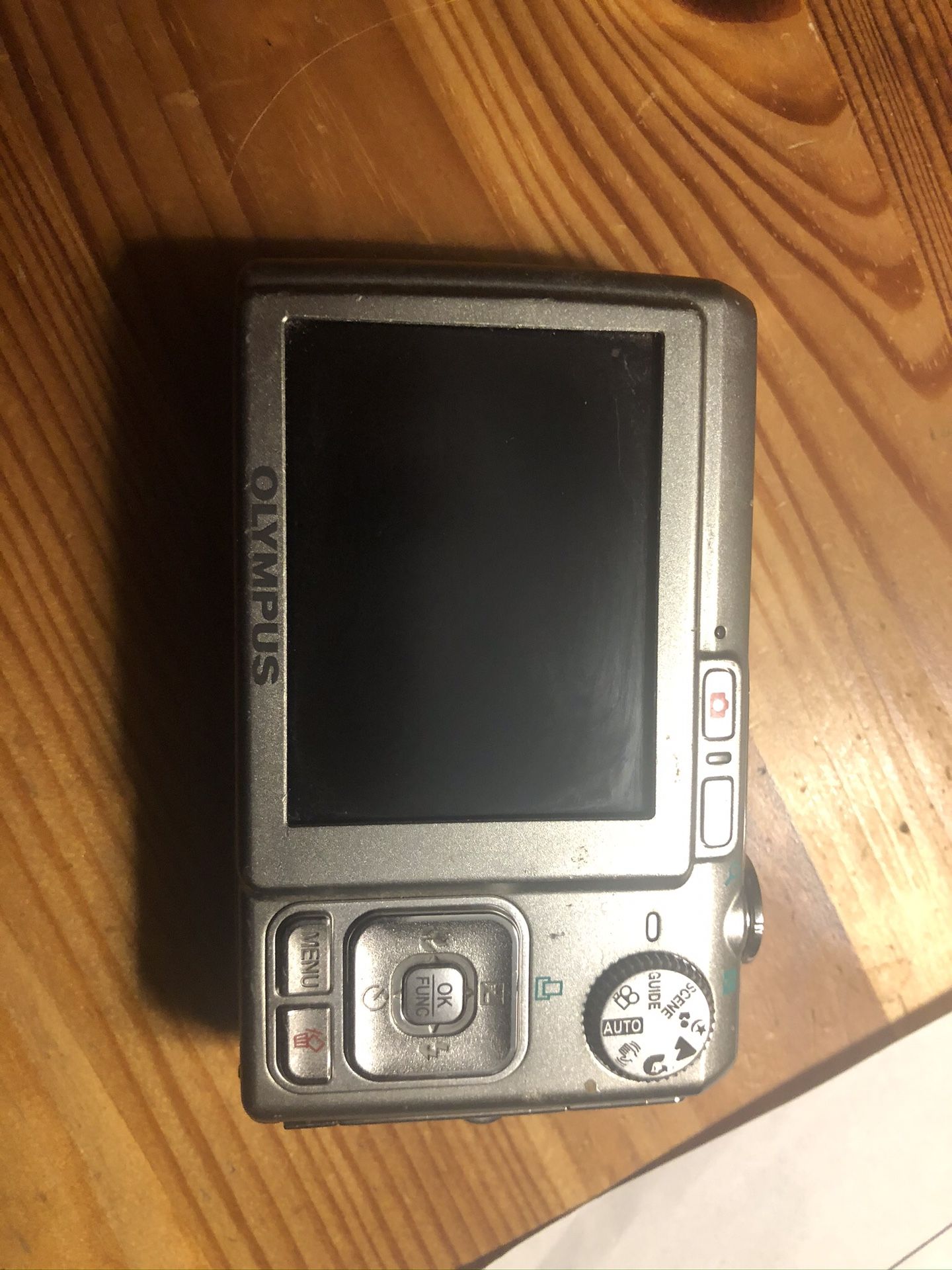 Olympus FE-250 High Sensitivity Digital Camera