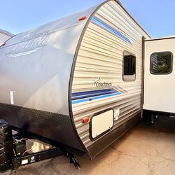 2020 Coachmen Catalina Legacy M-243 RBS Travel Trailer W/Super Slide