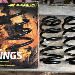 Old Man Emu 2993 Coil Springs
