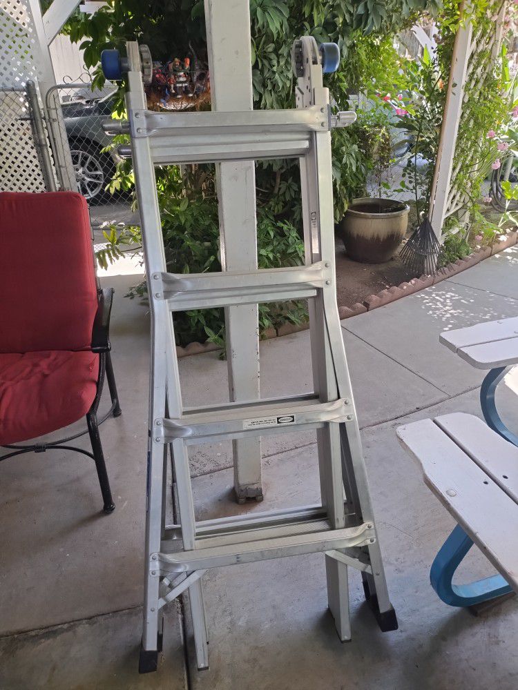 Ladder Foldable Goes To 18 Ft