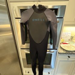 Multiple Size 8 To 14 Unisex Wetsuits 