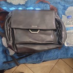 Kenneth Cole Purse/backpack