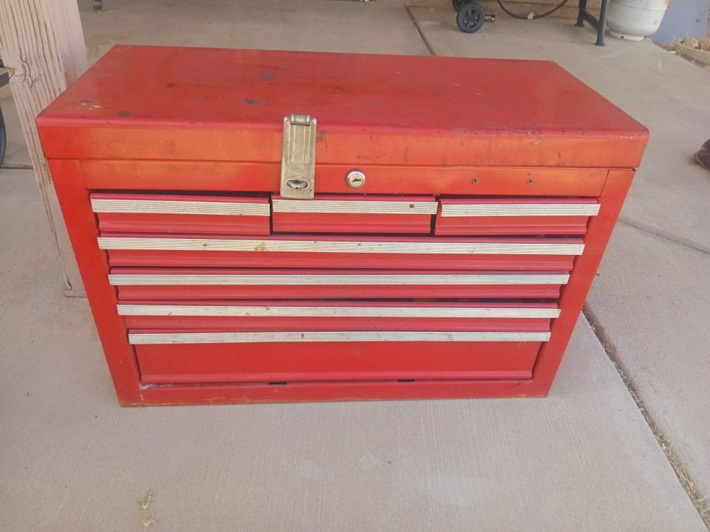 Must Sell By Today.....Craftsman Top Tool Box Full Of Tools