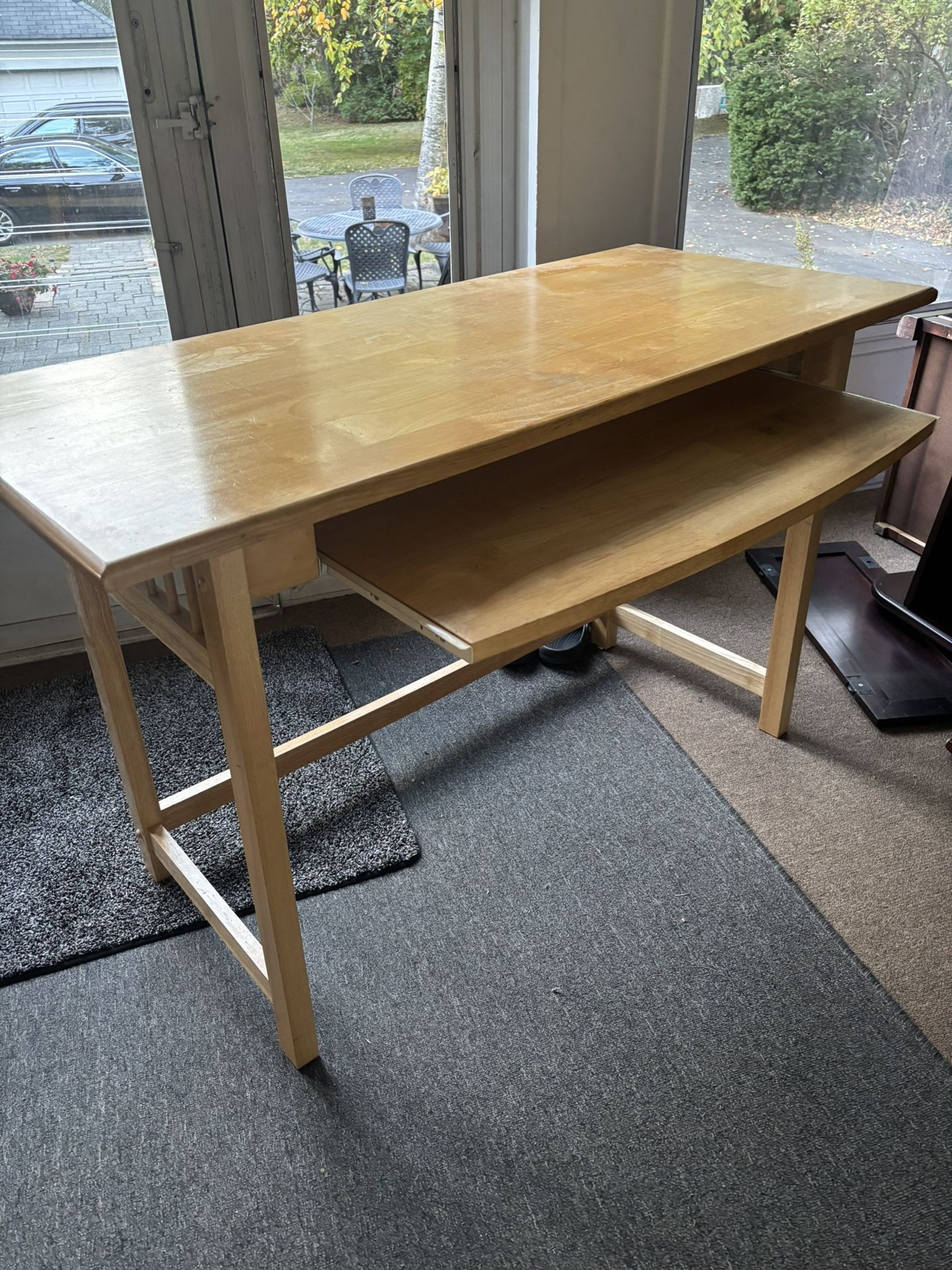 Wood Desk With Pull Out Computer Tray FREE