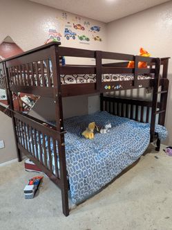 Kids bunk bed