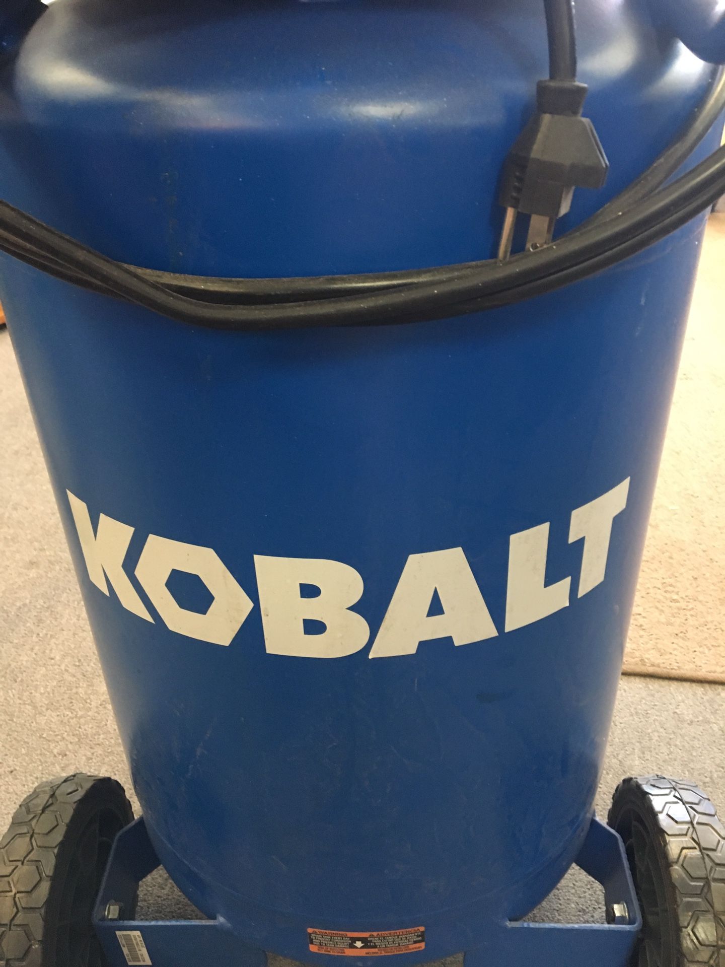Kobalt LK20175 20-Gallon Portable Electric Vertical Air Compressor