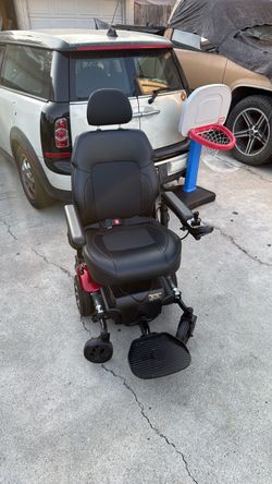 Electric wheelchair