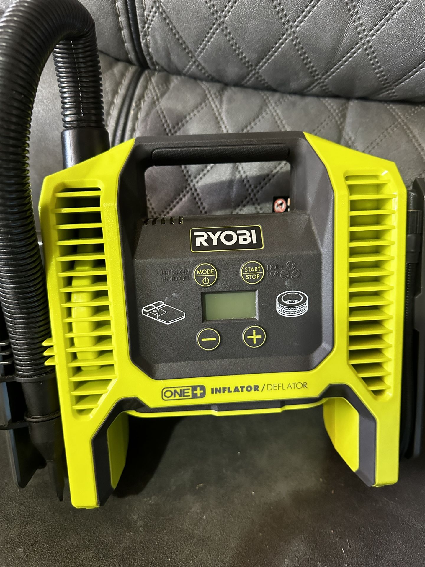 18v Portable Air Compressor